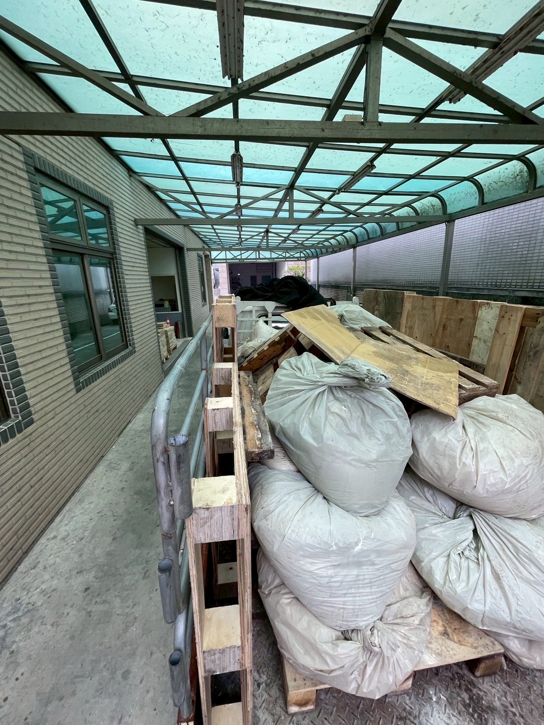 小貨車垃圾清運